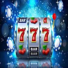 Người dùng Việt Nam chơi slot online tại okking99 trên điện thoại